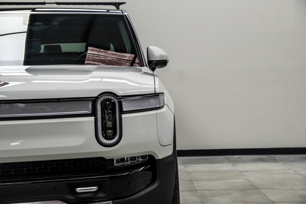 Used 2023 Rivian R1S Adventure Quad AWD/4WD image 5