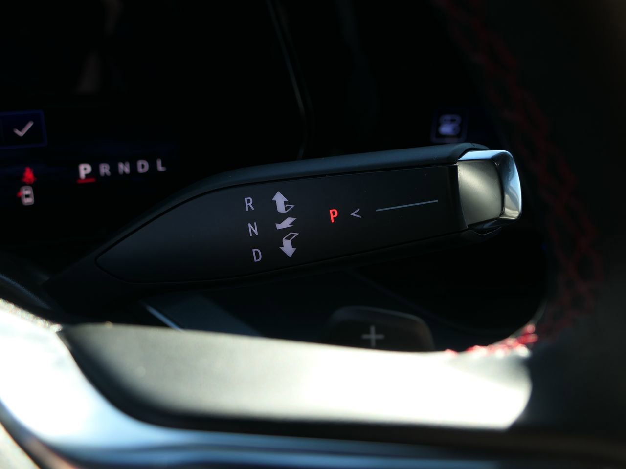 Used 2025 Chevrolet Suburban RST w/ Sun And Tow Package image 17