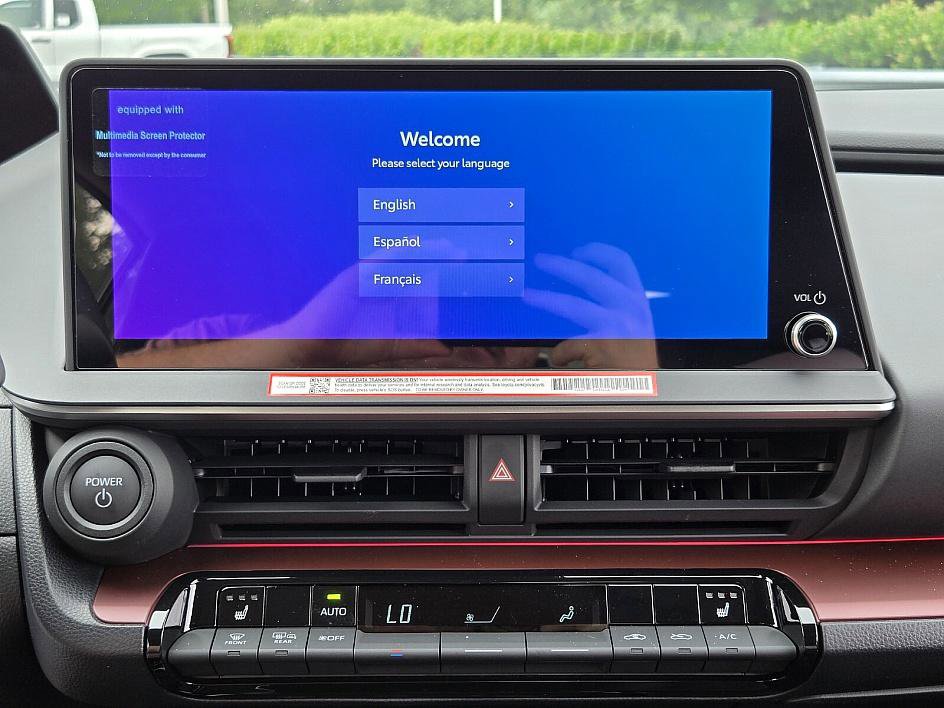 New 2025 Toyota Prius Plug-In Hybrid image 22