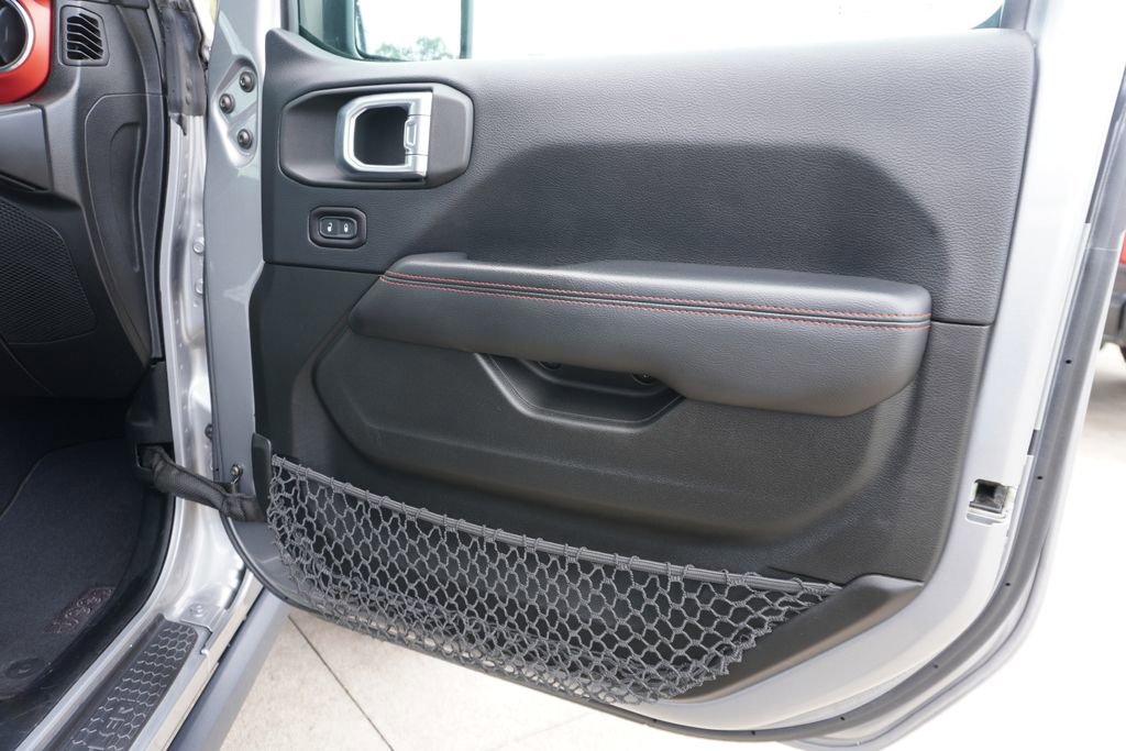 Used 2018 Jeep Wrangler Unlimited Rubicon AWD/4WD image 24