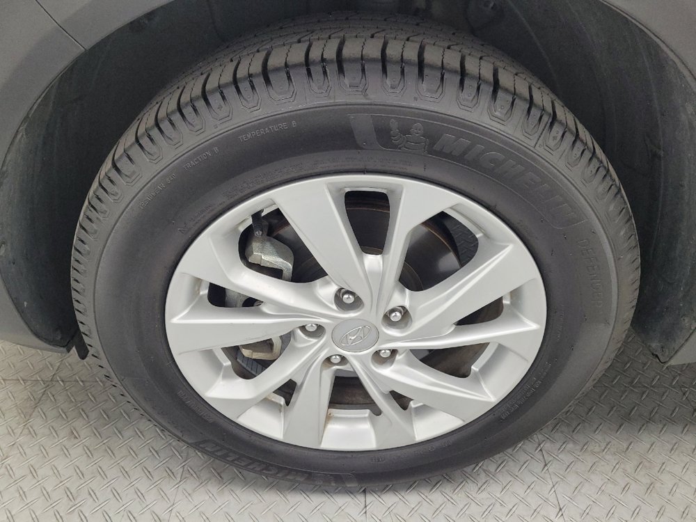 Used 2019 Hyundai Tucson SE AWD/4WD image 31