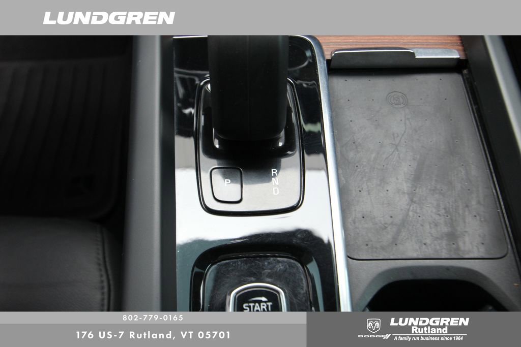 Used 2022 Volvo S60 B5 Momentum w/ Premium Package AWD/4WD image 27