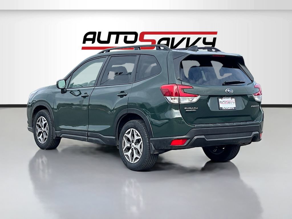 Used 2024 Subaru Forester Premium image 5