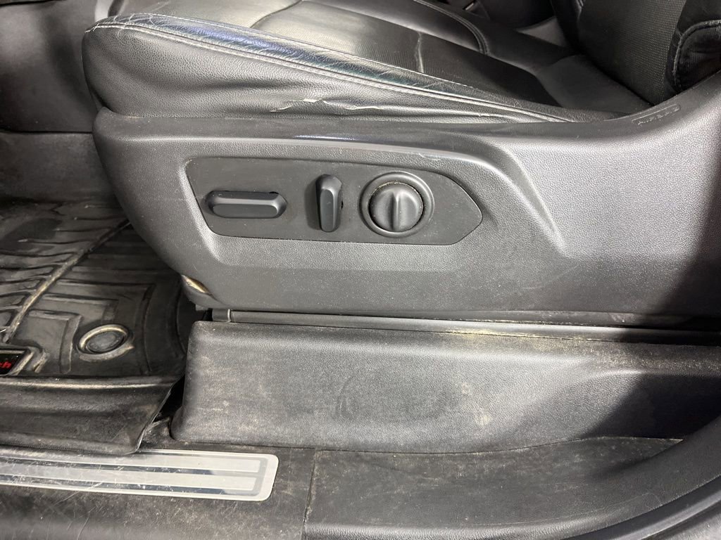 Used 2020 Chevrolet Silverado 2500 LTZ w/ LTZ Texas Edition image 19