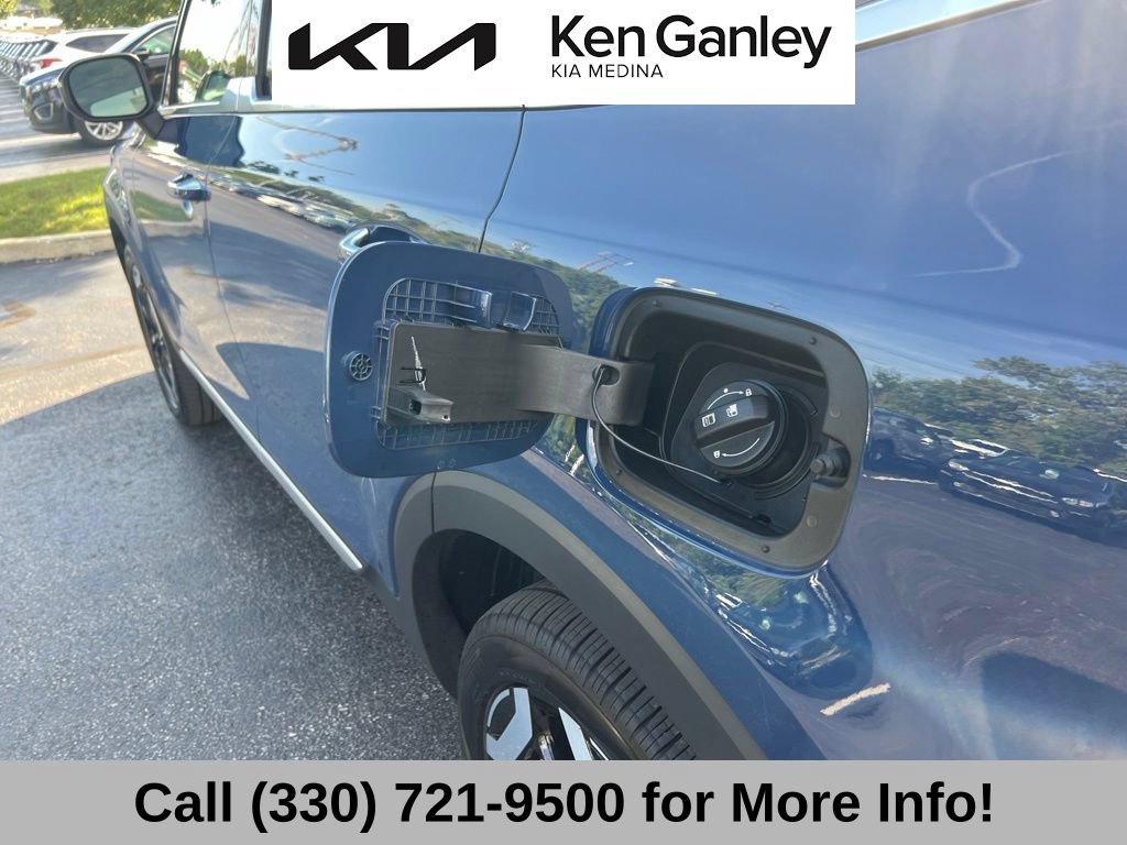 Certified 2024 Kia Telluride S w/ S Sunroof Package AWD/4WD image 49