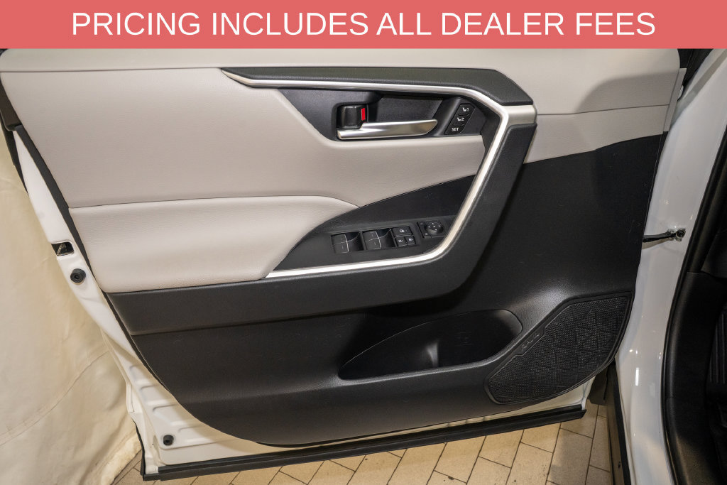 Used 2025 Toyota RAV4 XLE Premium w/ Weather Package AWD/4WD image 13