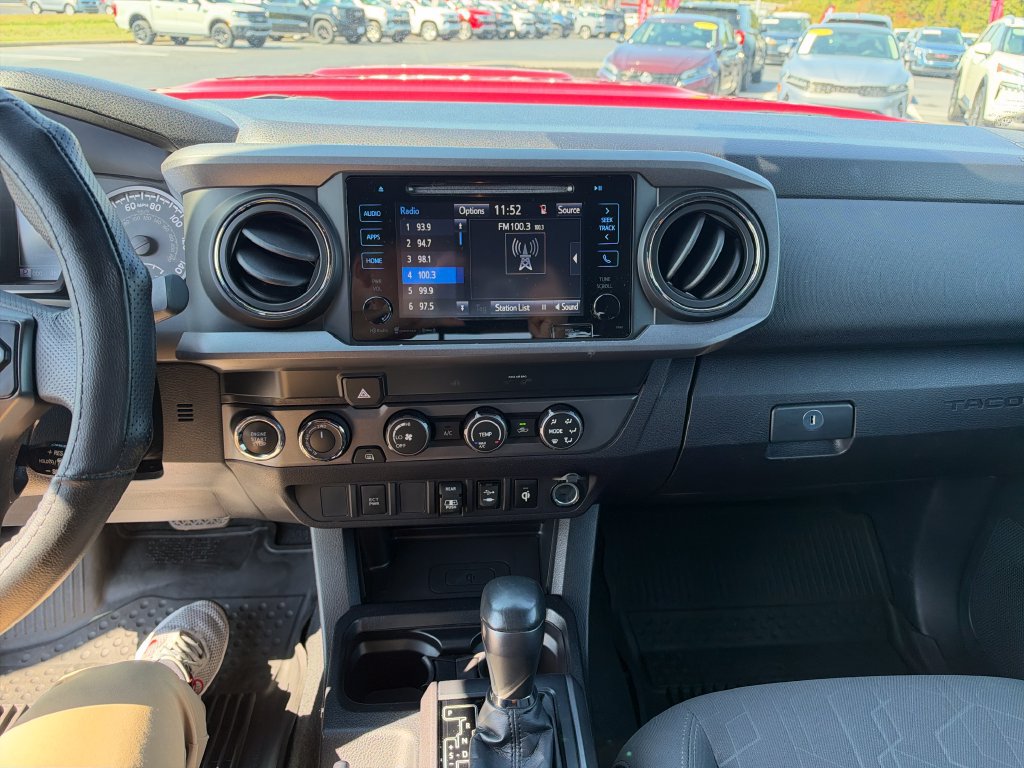 Used 2019 Toyota Tacoma TRD Sport AWD/4WD image 21