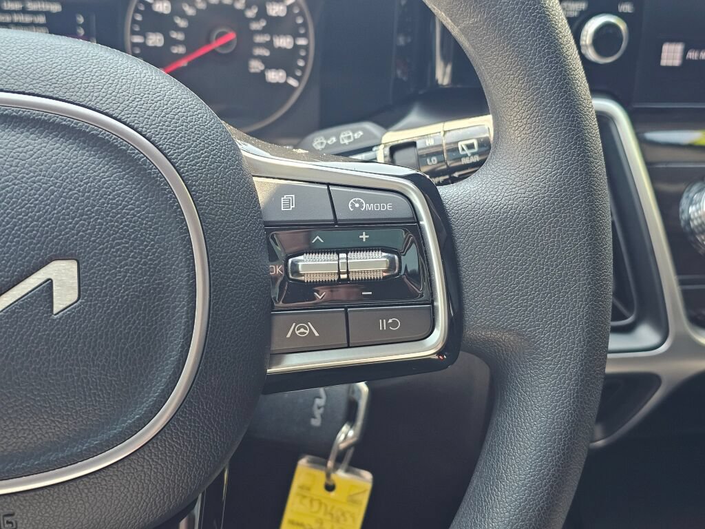 Used 2023 Kia Sorento LX AWD/4WD image 27