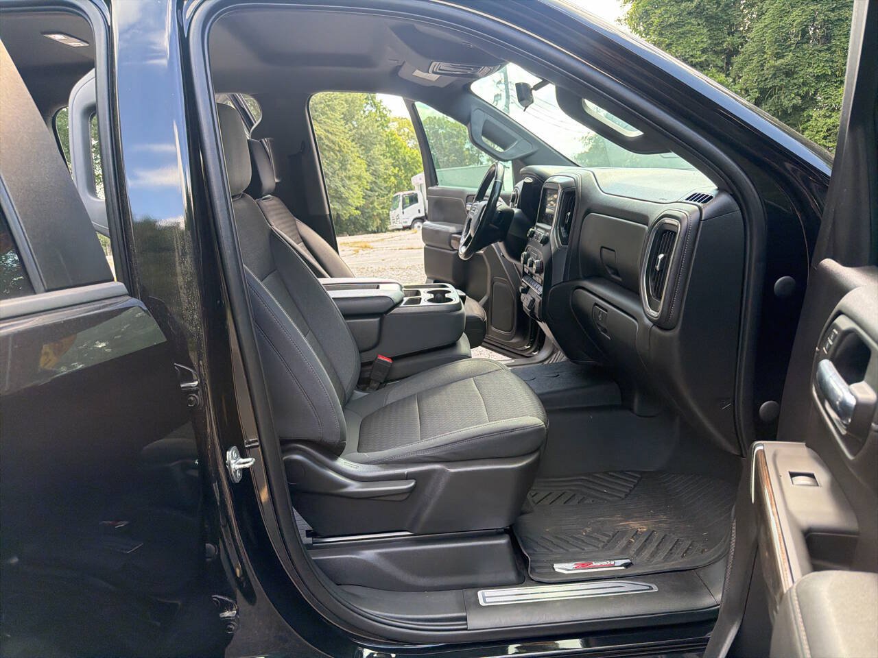 Used 2021 Chevrolet Silverado 1500 RST AWD/4WD image 28
