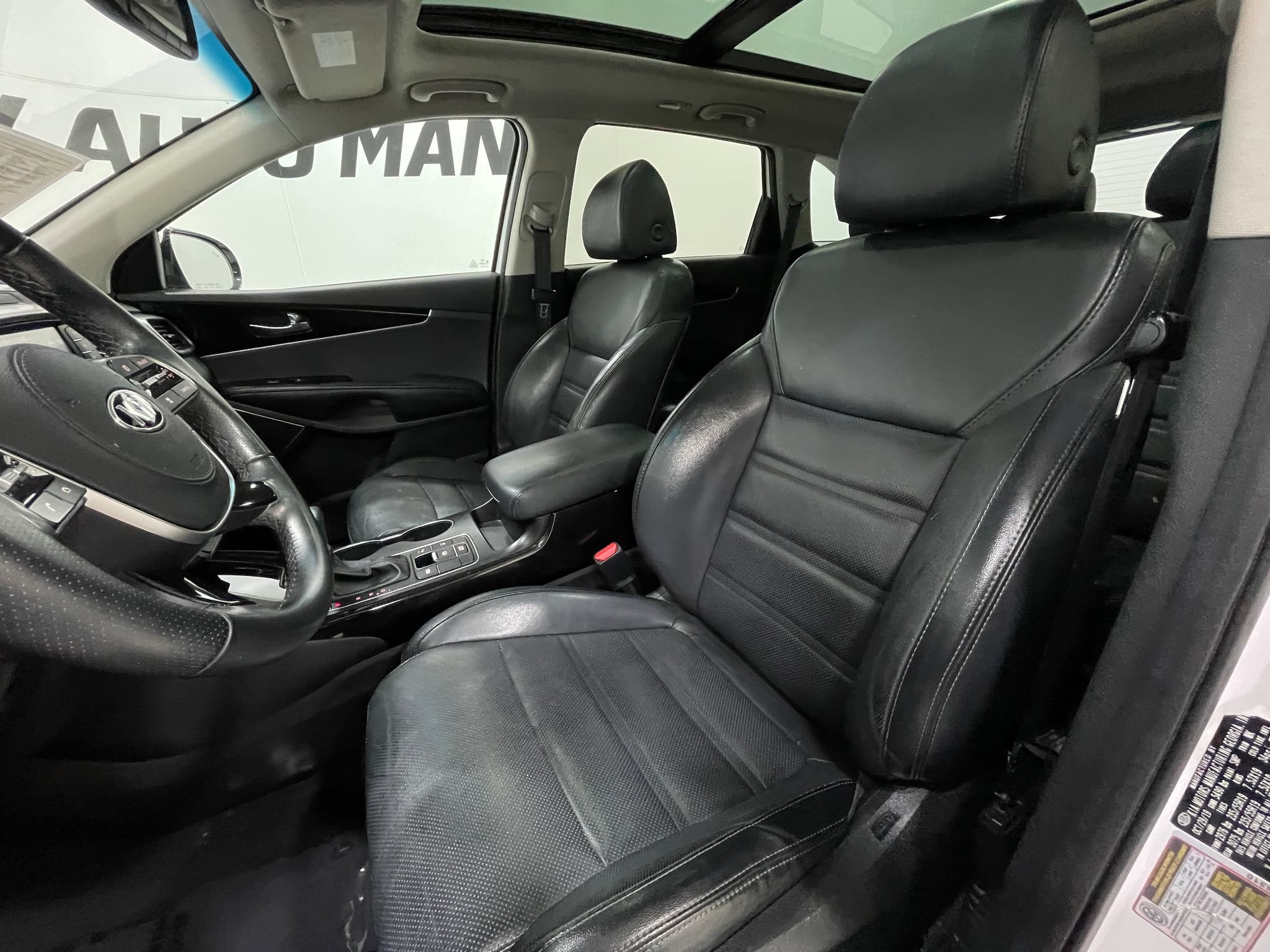 Used 2020 Kia Sorento SX FWD image 14