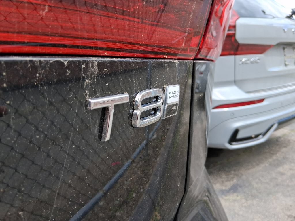 New 2026 Volvo XC60 T8 Ultra w/ Protection Package Premier AWD/4WD image 6
