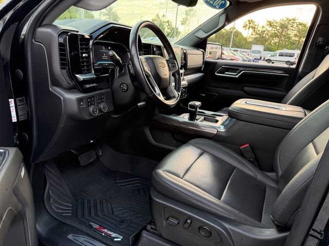 Used 2022 Chevrolet Silverado 1500 LTZ w/ LTZ Premium Package AWD/4WD image 7