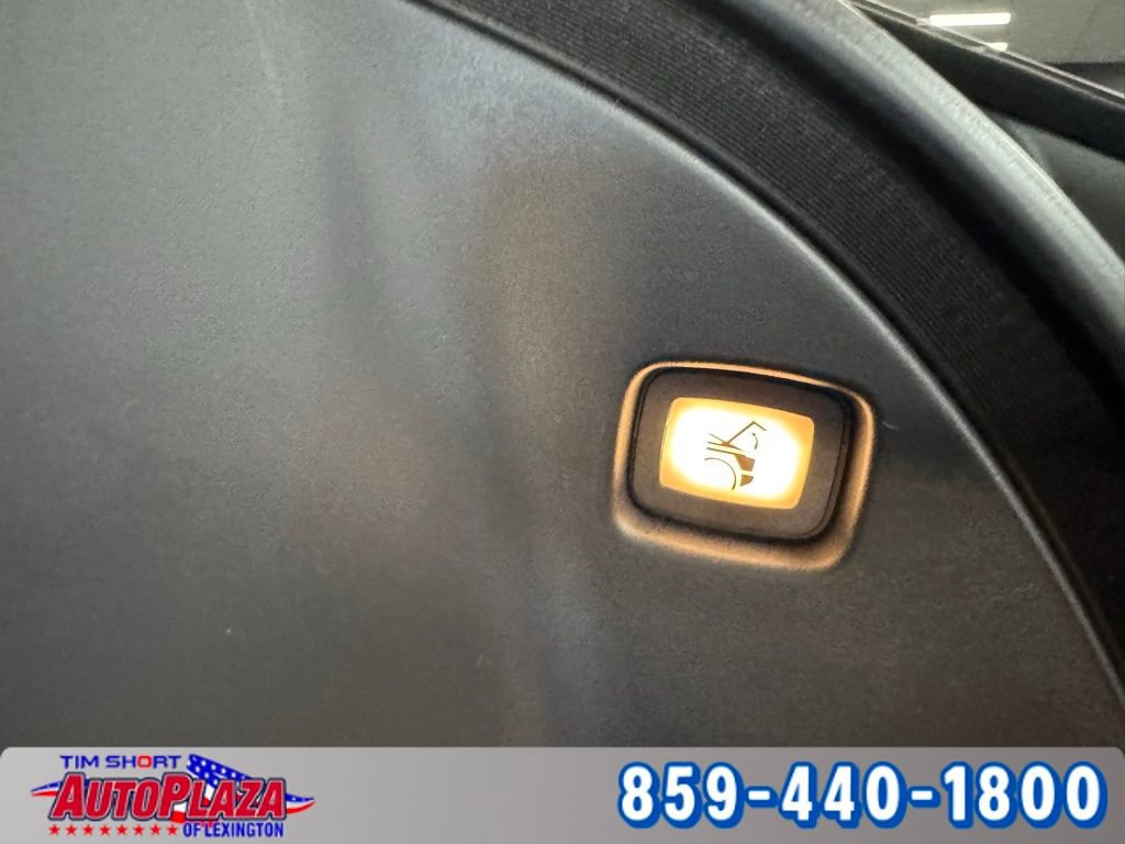 Used 2024 Tesla Cybertruck AWD Crew Cab image 23