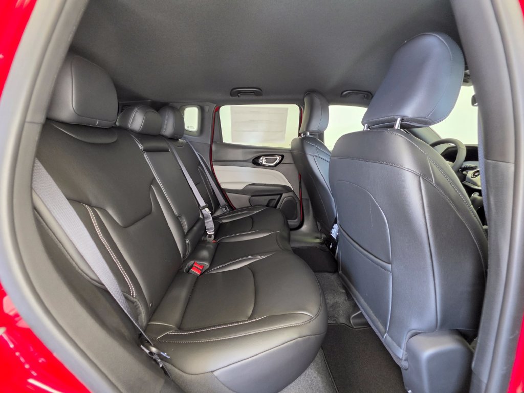 New 2027 Jeep Compass Limited AWD/4WD image 8
