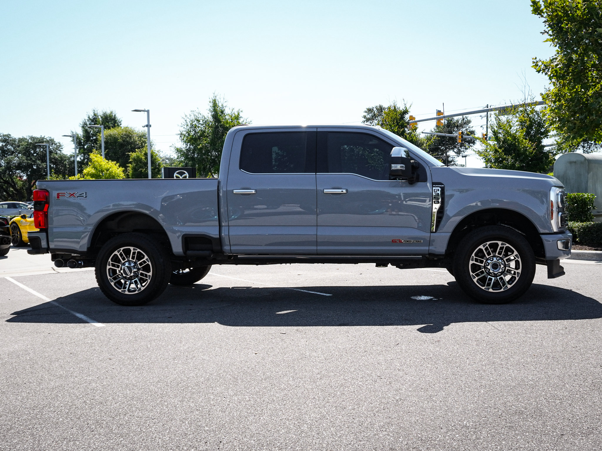 Used 2025 Ford F350 Platinum w/ Platinum Plus Package AWD/4WD image 10