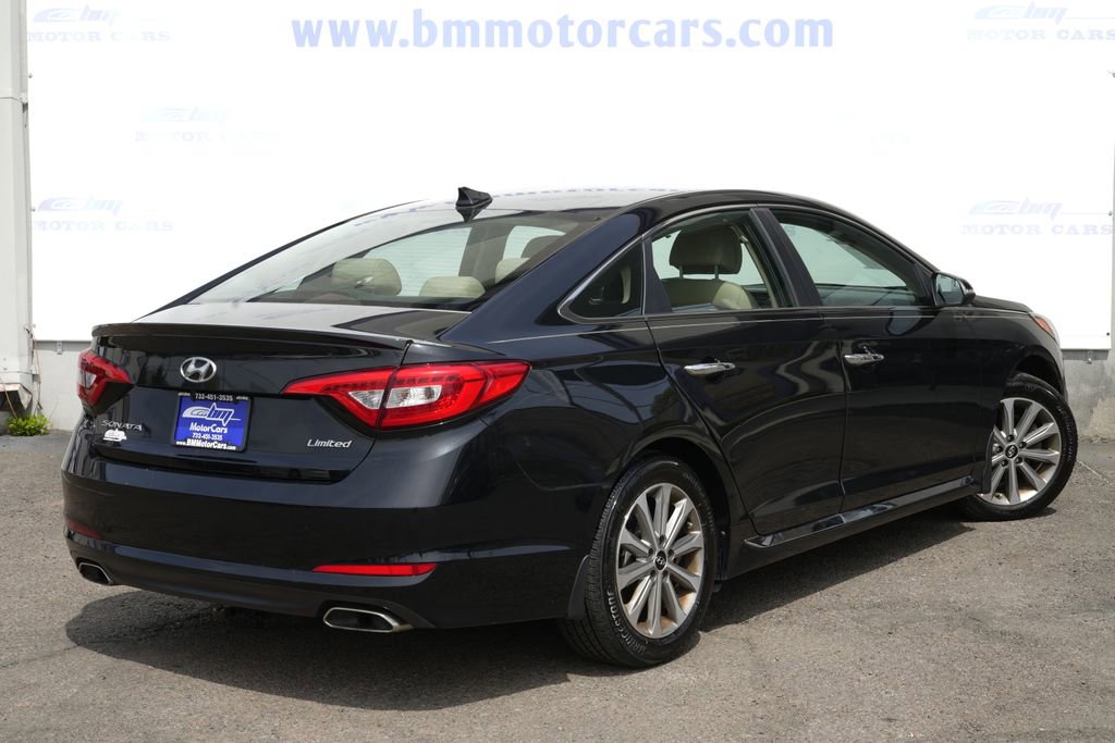 Used 2017 Hyundai Sonata Limited w/ Tech Package 03 image 3