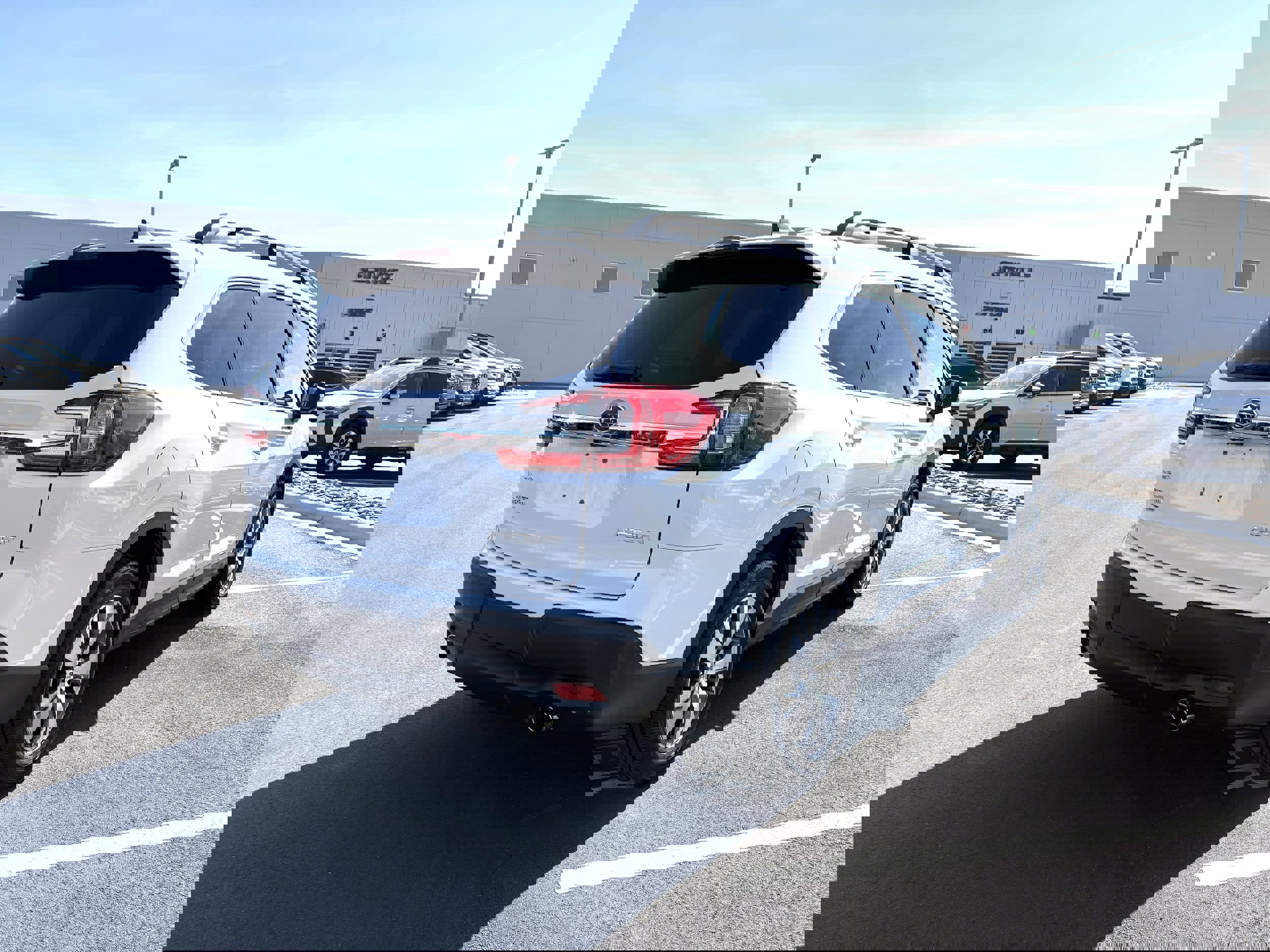 Used 2025 Subaru Ascent Premium image 9