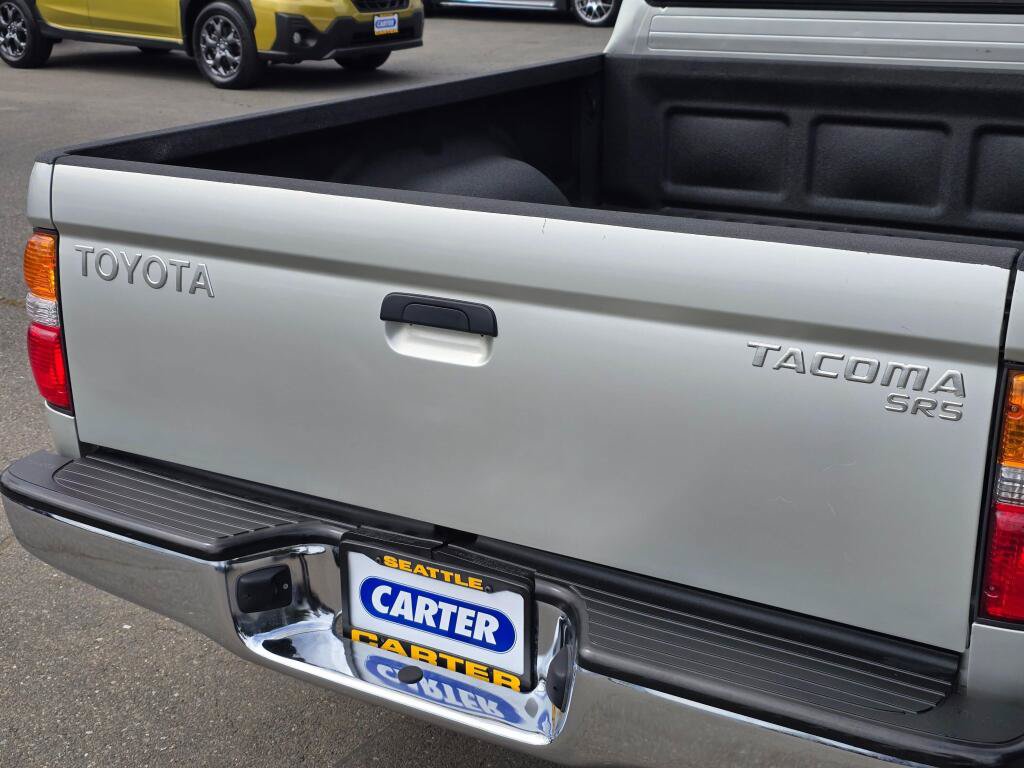 Used 2003 Toyota Tacoma 2WD Xtracab w/ SR5 Pkg image 14