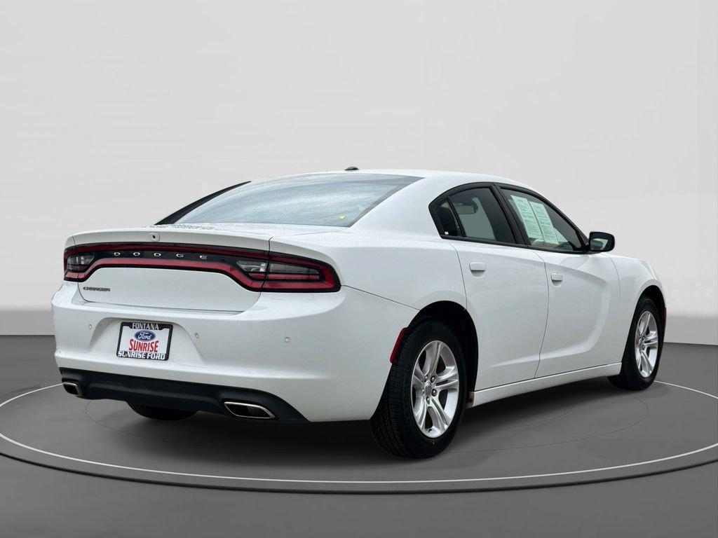 Used 2022 Dodge Charger SXT RWD image 6