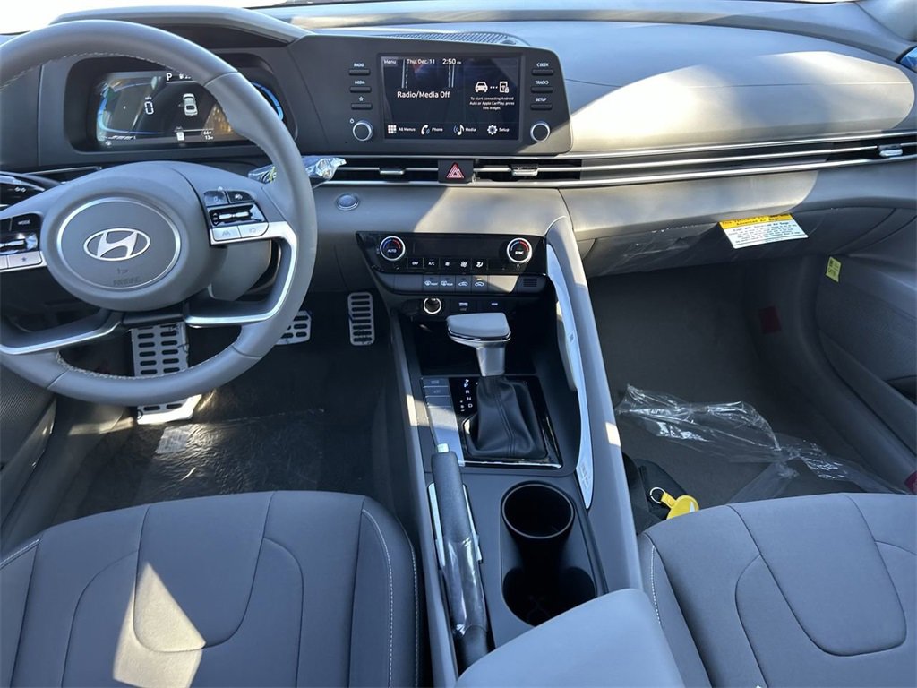 New 2026 Hyundai Elantra Sport image 4