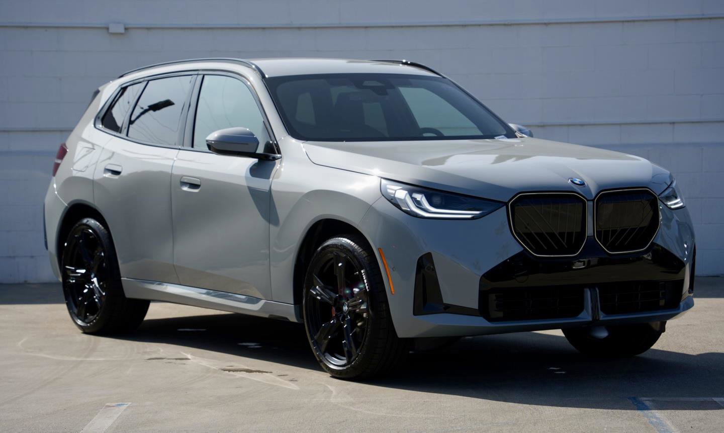 New 2026 BMW X3 xDrive30 w/ M Sport Package