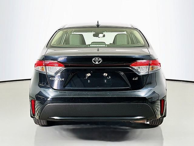 Used 2021 Toyota Corolla LE w/ Carpet Mat Package (TMS) FWD image 6