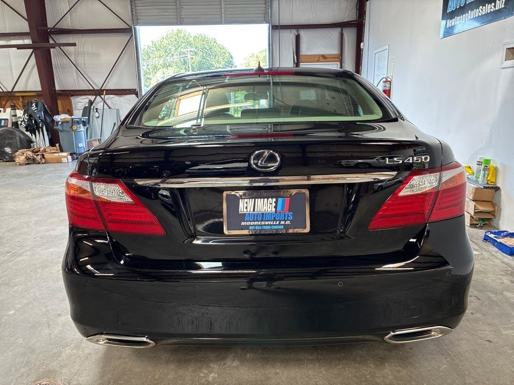 Used 2012 Lexus LS 460 w/ Comfort Pkg RWD image 8