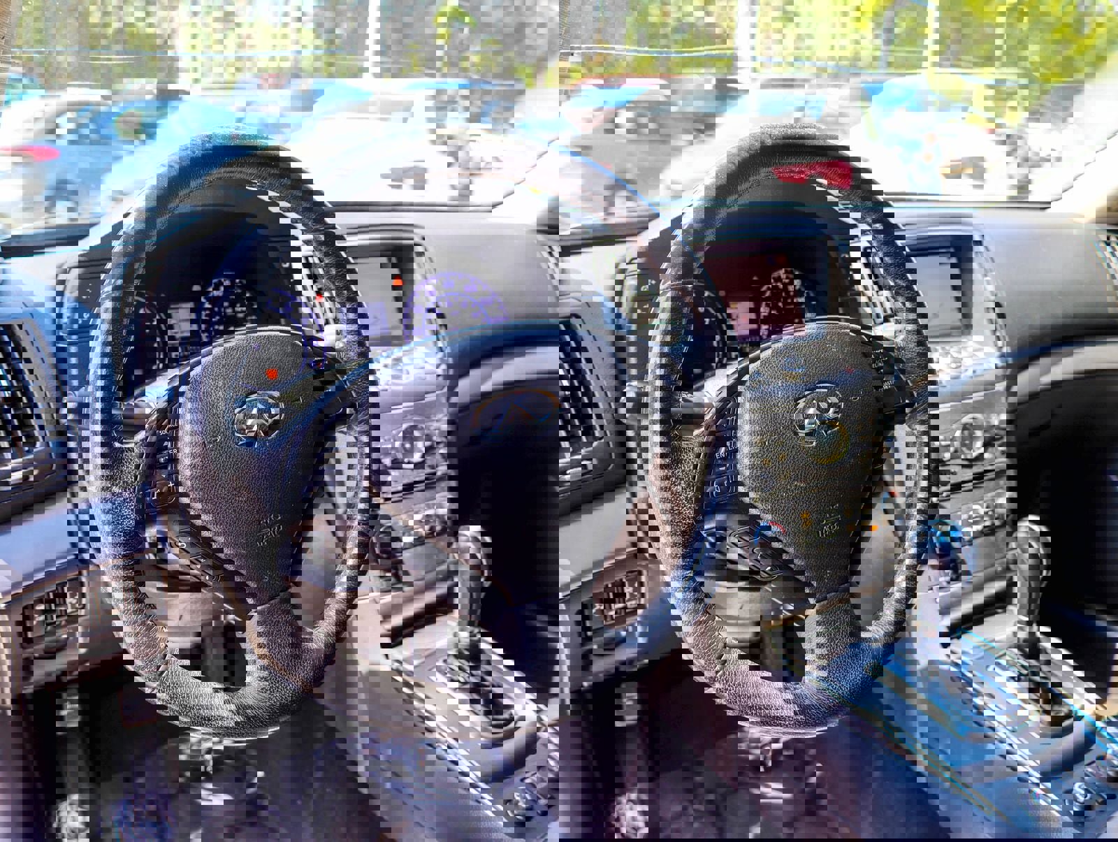 Used 2013 INFINITI G37 x w/ Premium Pkg image 12