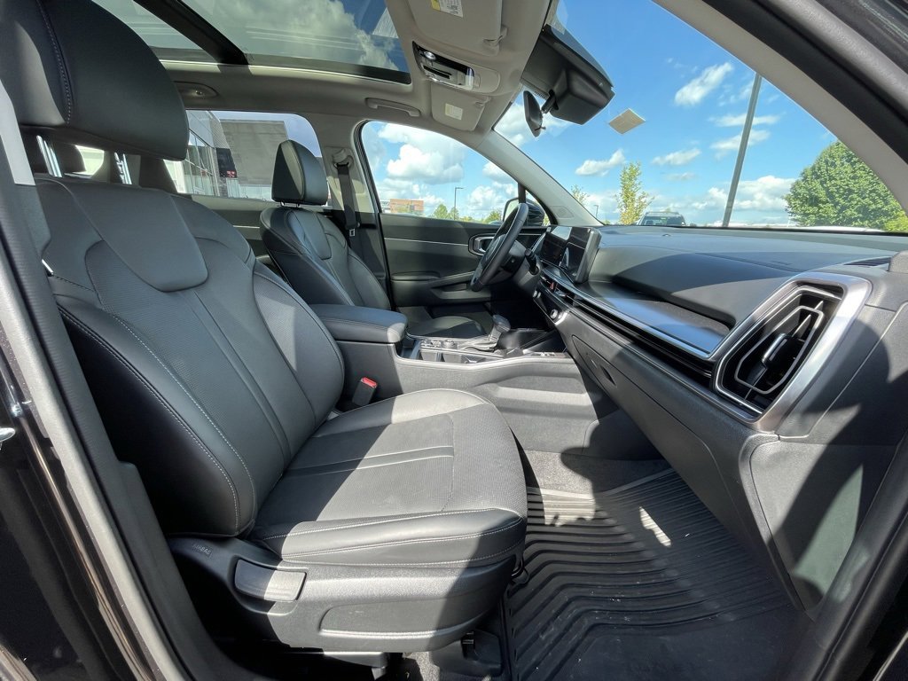 New 2025 Kia Sorento S w/ Panoramic Sunroof Package image 30