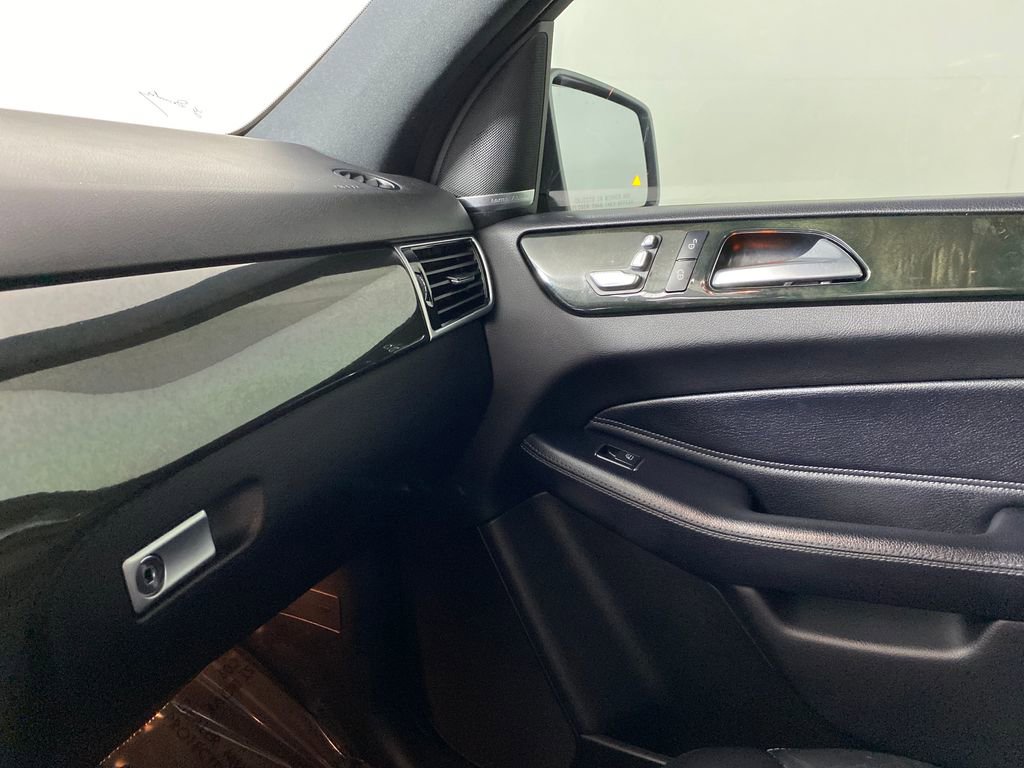 Used 2018 Mercedes-Benz GLE 350 image 23