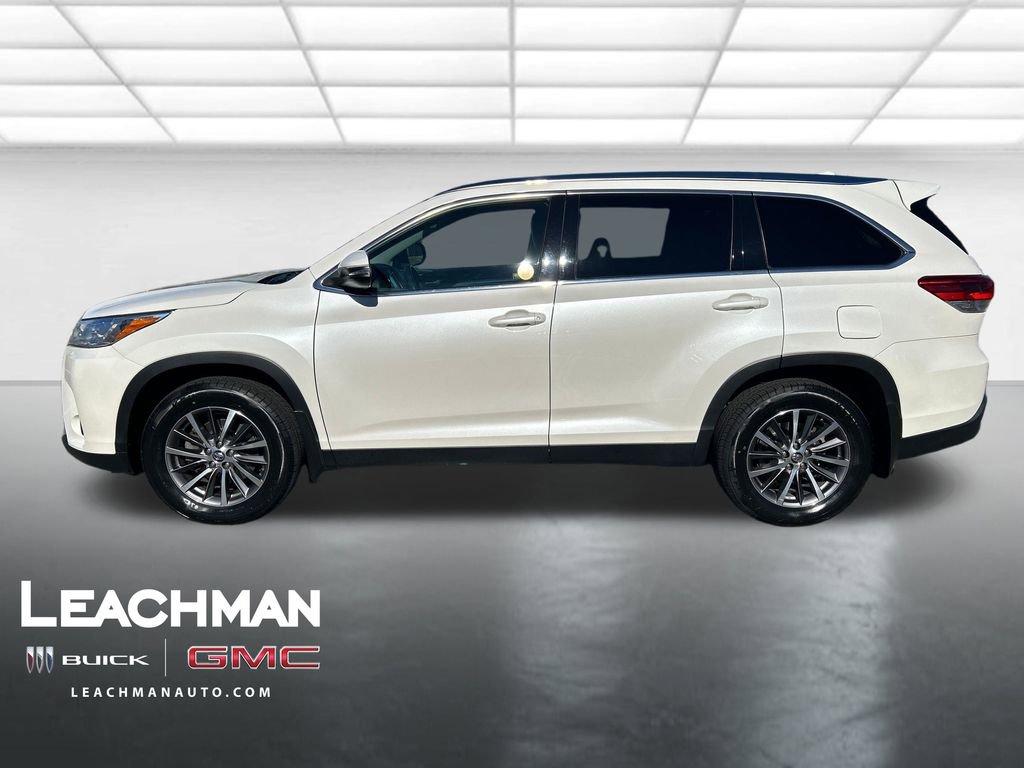 Used 2019 Toyota Highlander XLE image 7
