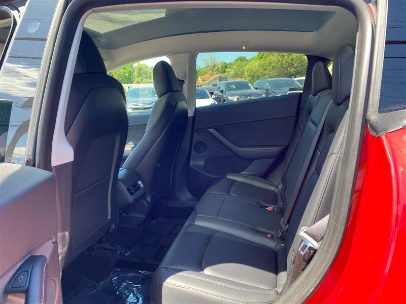 Used 2024 Tesla Model Y Long Range image 10