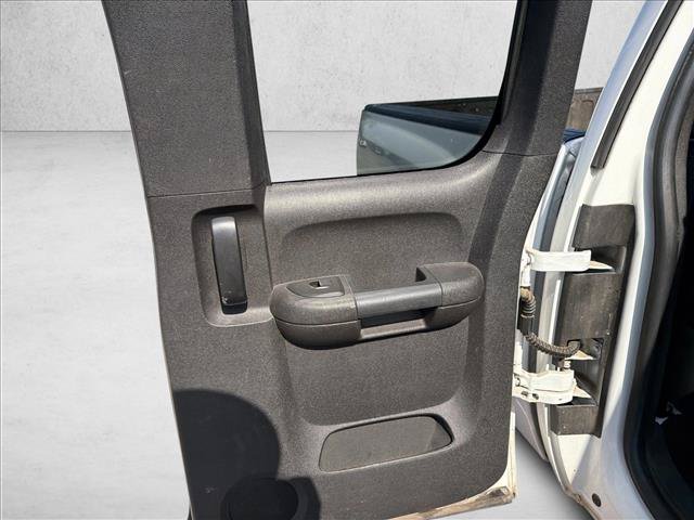 Used 2013 Chevrolet Silverado 1500 LT RWD image 16