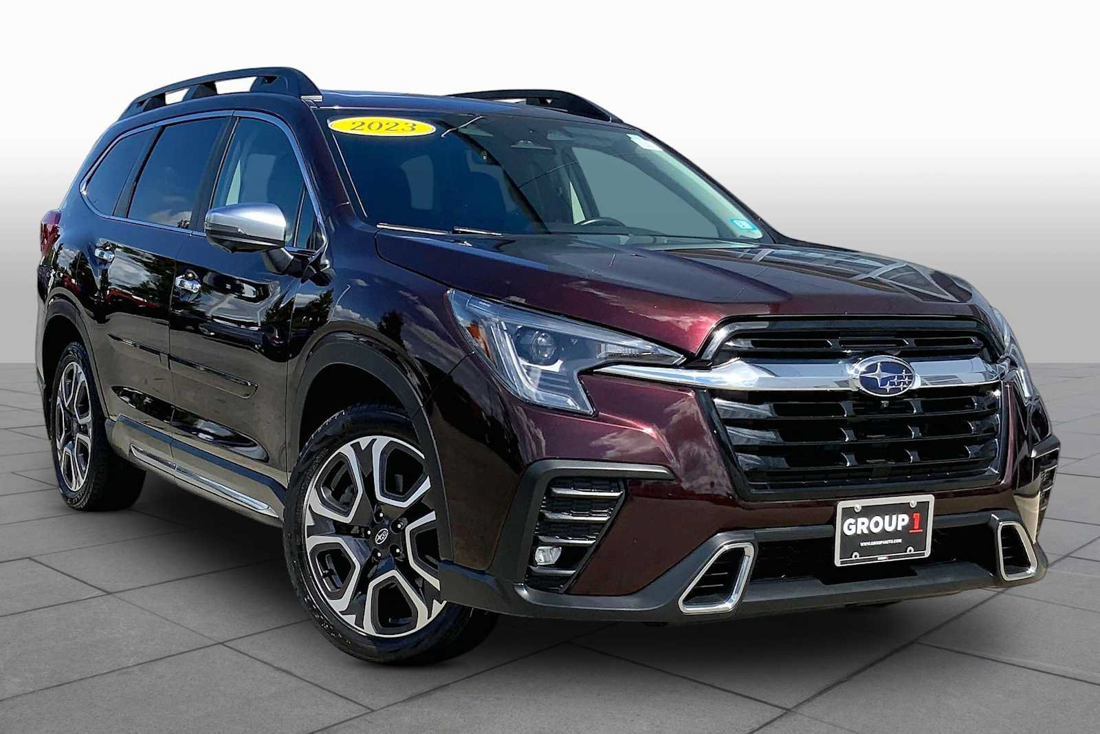 Used 2023 Subaru Ascent Touring AWD/4WD image 2
