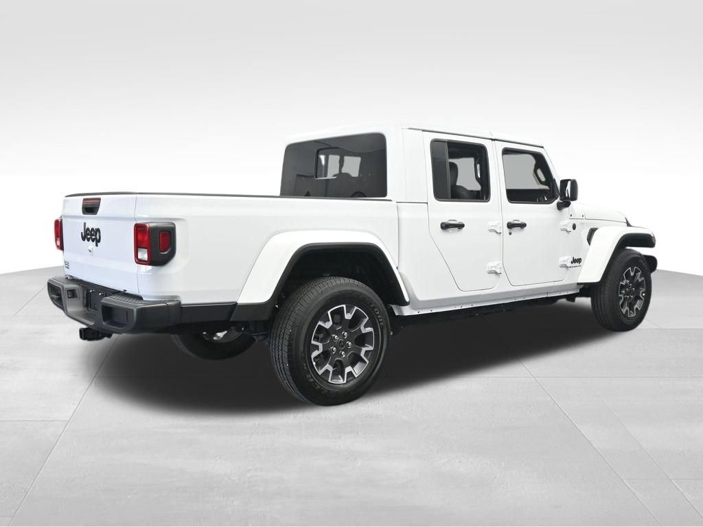 Used 2024 Jeep Gladiator Sport w/ Premium Package image 6