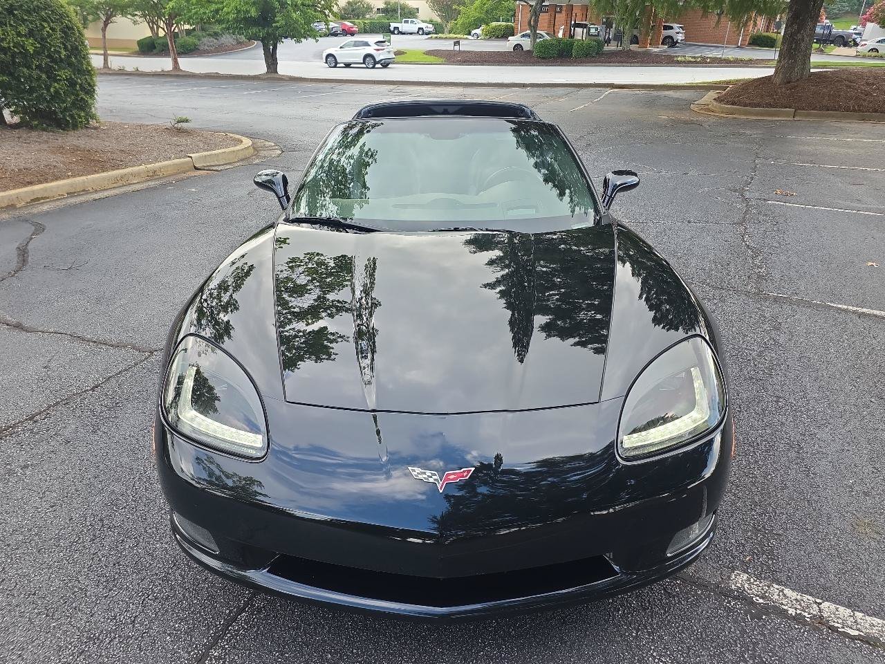Used 2006 Chevrolet Corvette Coupe w/ Preferred Equipment Group RWD image 32