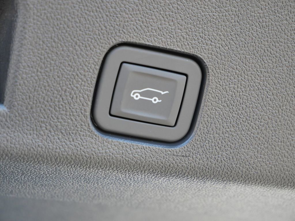 New 2026 Buick Enclave Avenir w/ Super Cruise Package image 32