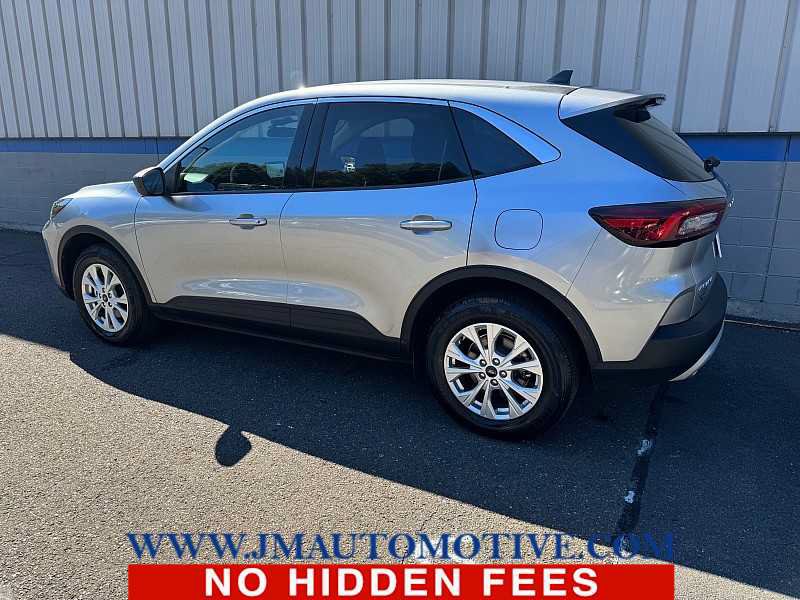 Used 2024 Ford Escape Active AWD/4WD image 3