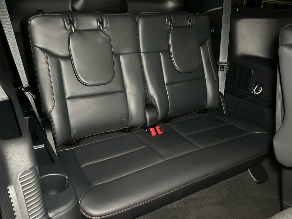 Used 2025 Ford Explorer ST-Line w/ Premium Package image 20