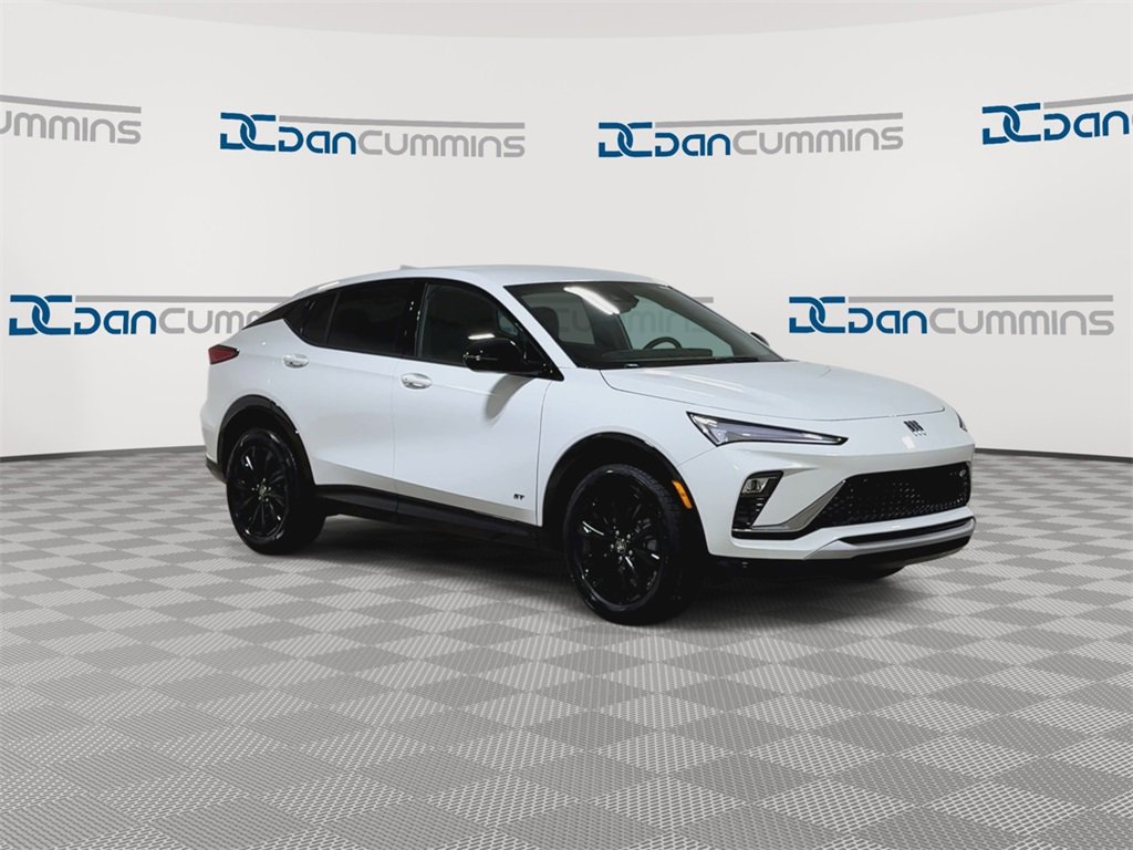 New 2026 Buick Envista Sport Touring w/ Convenience I Package image 2