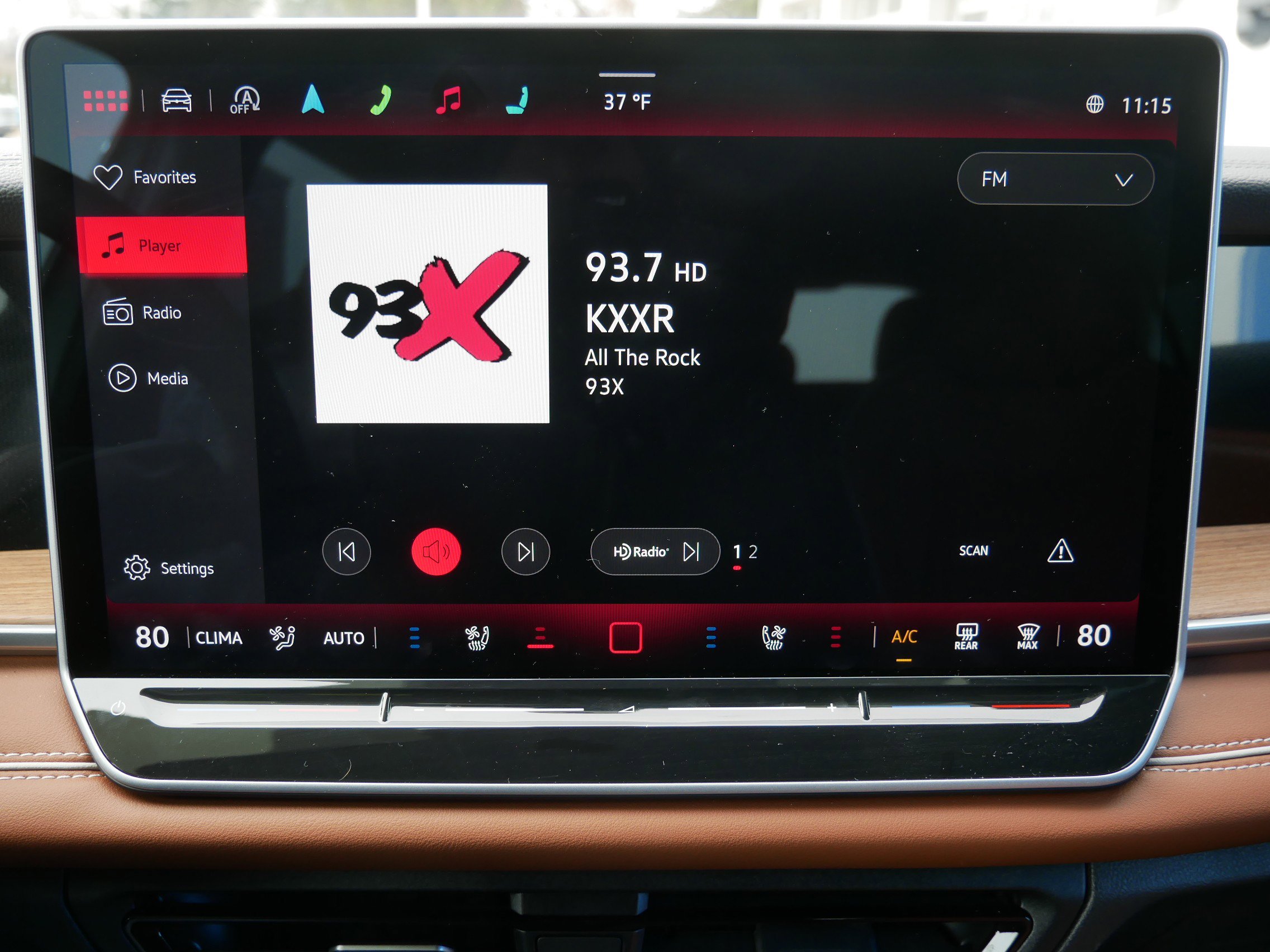 Used 2026 Volkswagen Tiguan SEL R-Line image 13