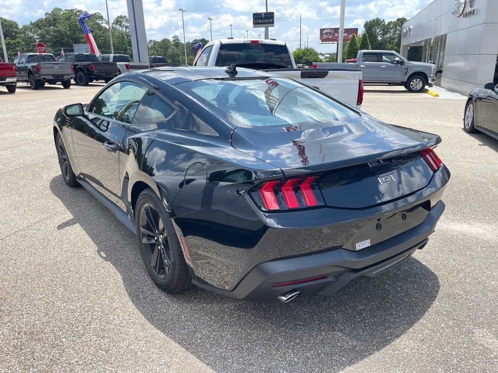New 2026 Ford Mustang GT RWD image 9