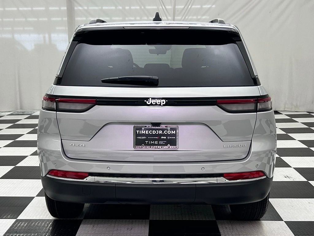 New 2025 Jeep Grand Cherokee Laredo X w/ Trailer Tow Package image 7