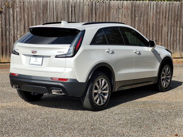 Used 2023 Cadillac XT4 Sport image 4