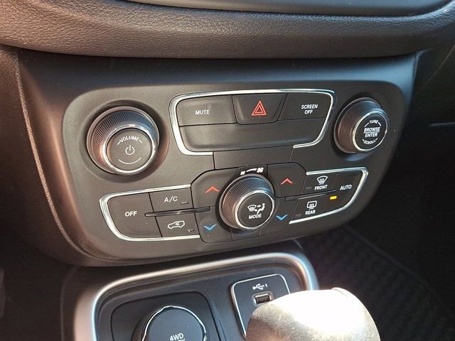 Certified 2019 Jeep Compass Latitude w/ Popular Equipment Group AWD/4WD image 21