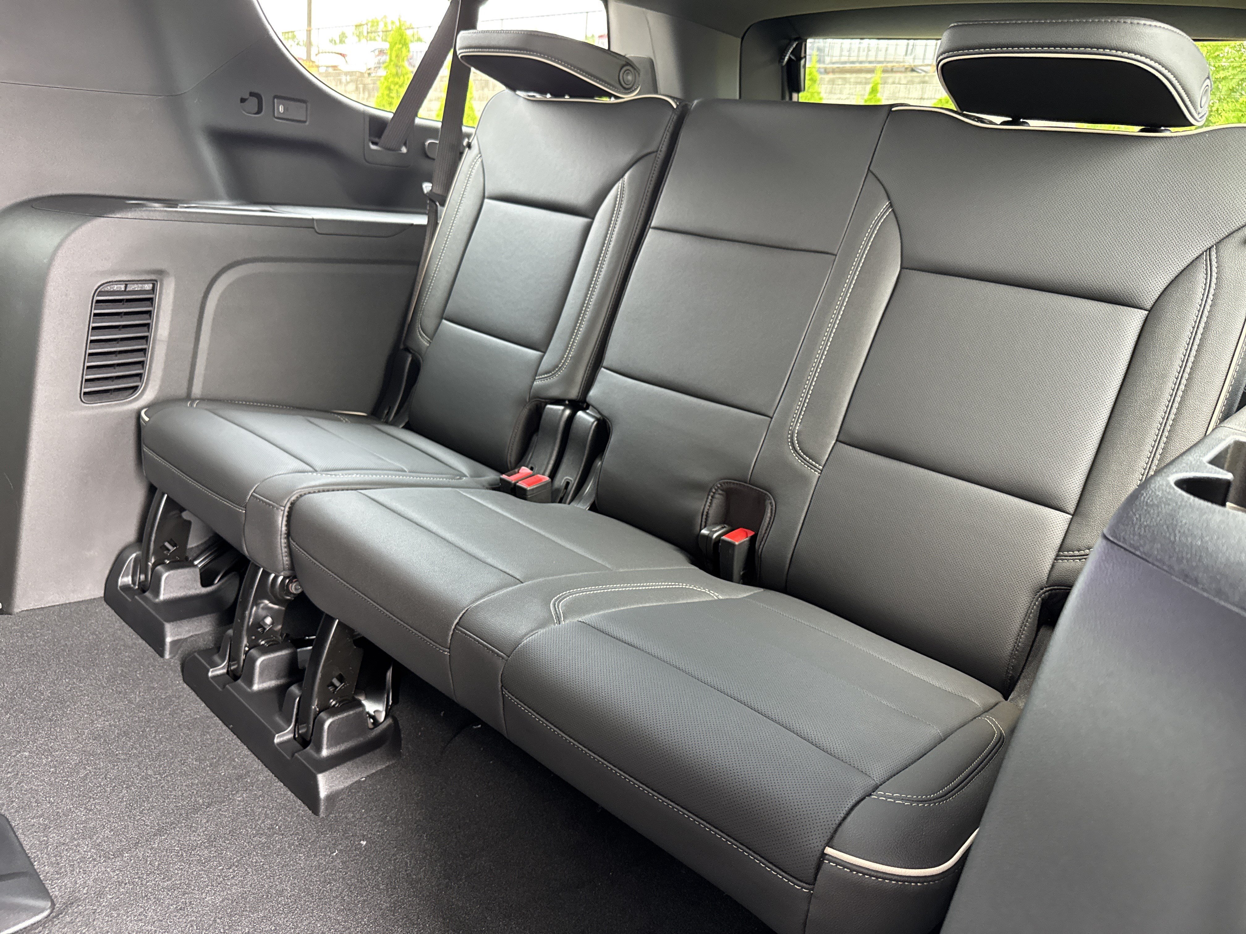 New 2026 GMC Yukon XL Elevation AWD/4WD image 31