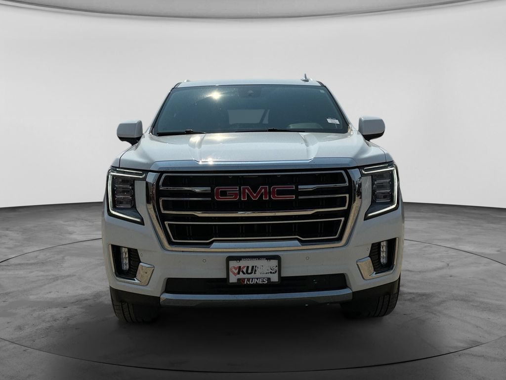 Used 2024 GMC Yukon SLT AWD/4WD image 4