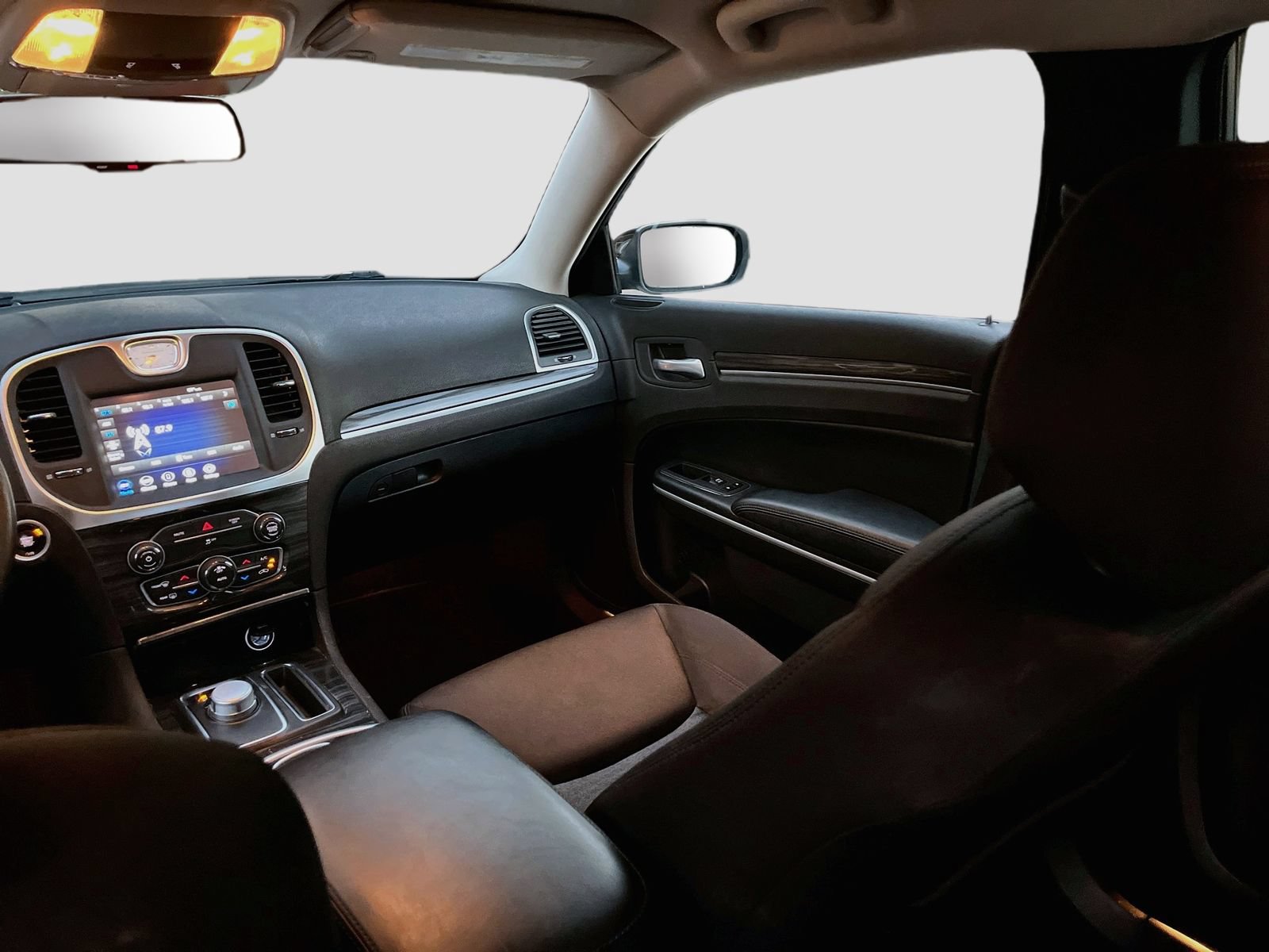 Used 2021 Chrysler 300 Touring w/ Sport Appearance Package RWD image 22