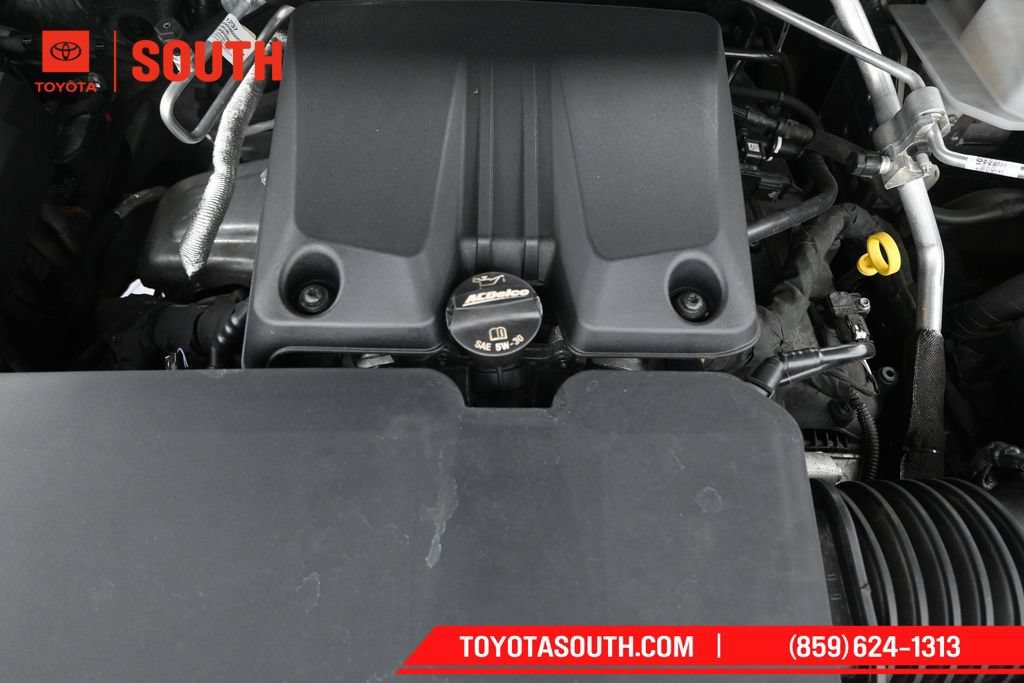 Used 2024 Chevrolet Colorado ZR2 w/ Technology Package AWD/4WD image 49