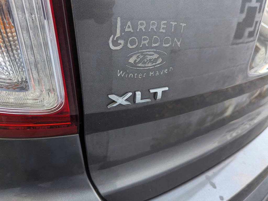 Used 2015 Ford Explorer XLT w/ Equipment Group 202B image 5